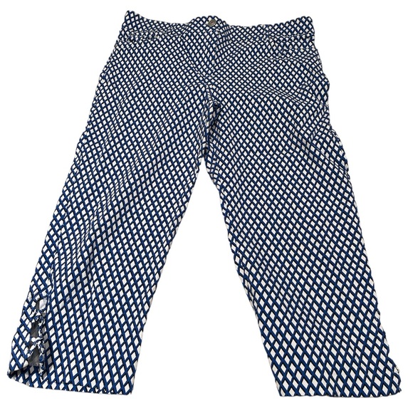 Verve Capris - Picture 1 of 5